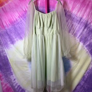 Puff Sleeve Square Neck Puffy Dress
Babydoll Mesh Midi Light Green